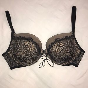 Victoria’s Secret bra